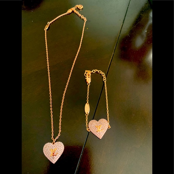 Accessories - Rose Gold Necklace & Bracelet